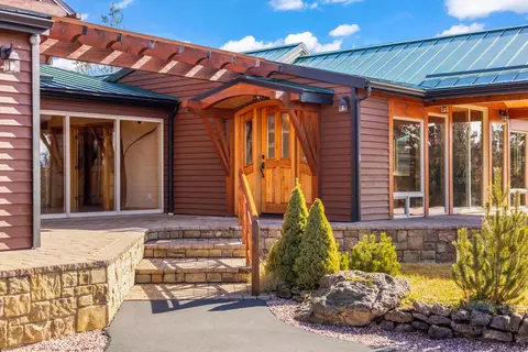 Exterior - 67134 Central St, Bend, OR 97703 photo 4 of 8