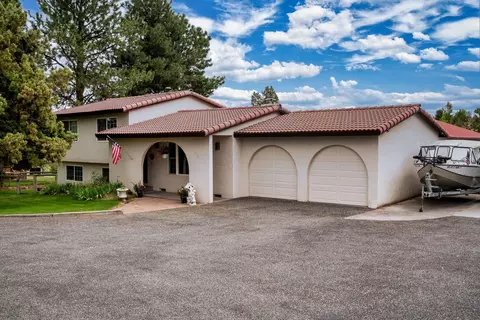 3790 NW 38th St, Redmond, OR 97756