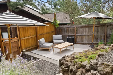651 NW Morelock Ct, Bend, OR 97703 photo 39