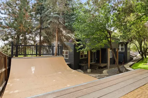 651 NW Morelock Ct, Bend, OR 97703 photo 41