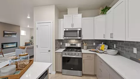 21632 SE Fuji Dr, Bend, OR 97702 photo 12