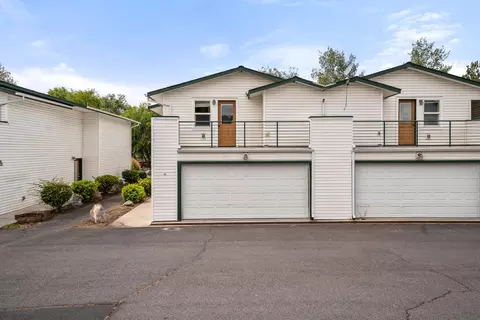 438 NW 19th St UNIT 62, Redmond, OR 97756