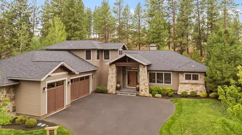 2679 Niagara Ct, Bend, OR 97703