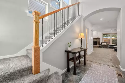 Entry Way - 20450 Jacklight Ln, Bend, OR 97702 photo 2 of 4