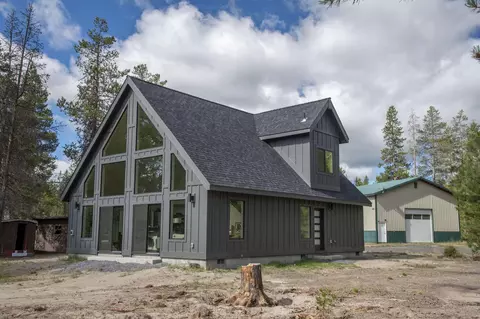 52200 Polar Rd, La Pine, OR 97739