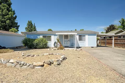 1370 Brentcrest Dr, Medford, OR 97501