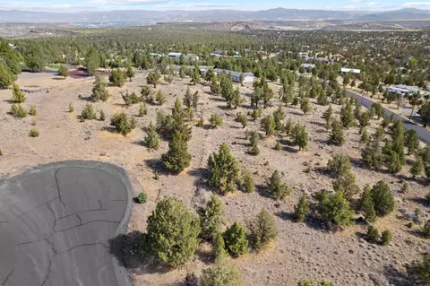 6835 SE Raven Hill Ct, Prineville, OR 97754
