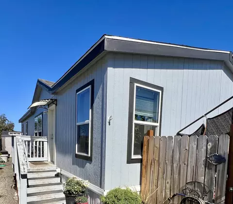 644 Raven Rd, Central Point, OR 97502 photo 1
