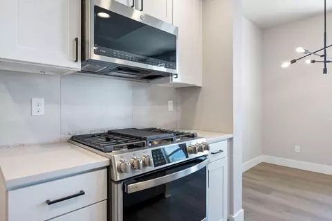 Kitchen - 20530 NEmpire Ave, Bend, OR 97701 photo 2 of 2