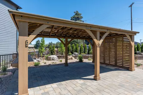 20536 NEmpire Ave, Bend, OR 97701 photo 37