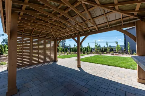 20536 NEmpire Ave, Bend, OR 97701 photo 38