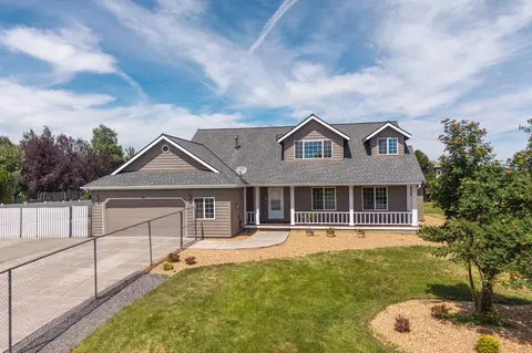21442 Belknap Dr, Bend, OR 97701