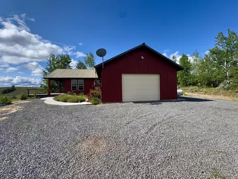 26441 Campbell Rd, Bly, OR 97622
