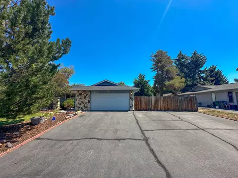 4981 Gatewood Dr, Klamath Falls, OR 97603