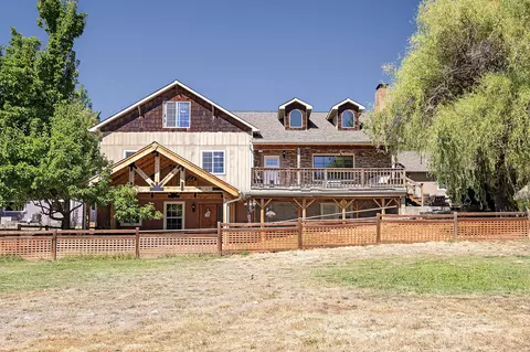 838 Ragsdale Rd, Trail, OR 97541