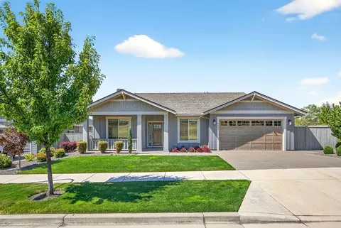 4439 Merlot Ct, Medford, OR 97504