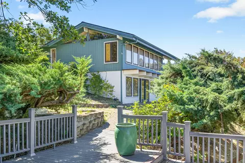 4360 N Foothill Rd, Medford, OR 97504