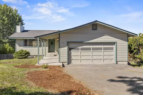 1956 N Eldorado Ave, Klamath Falls, OR 97601