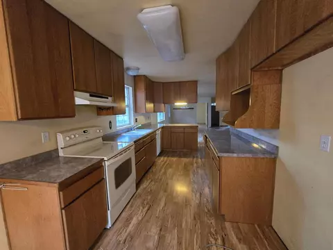 16066 Dyke Rd, La Pine, OR 97739 photo 3