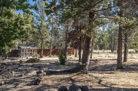 Exterior - 62540 Eagle Rd, Bend, OR 97701 photo 4 of 5