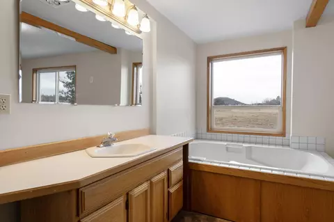 Bath - 62540 Eagle Rd, Bend, OR 97701 photo 2 of 3
