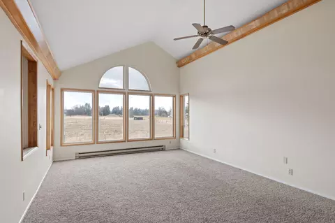 Living - 62540 Eagle Rd, Bend, OR 97701 photo 2 of 5