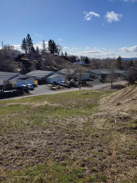 old fort road, Klamath Falls, OR 97601