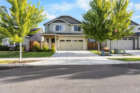 21184 Darnel Ave, Bend, OR 97702