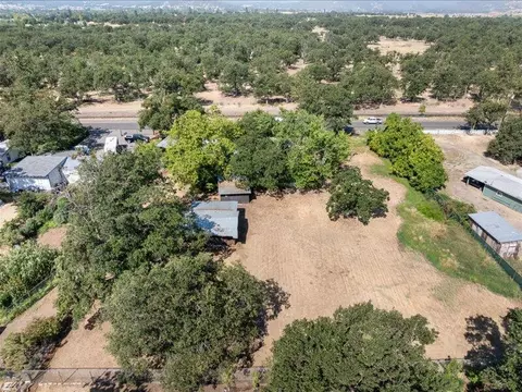View/Area - 6554 Downing Rd, Central Point, OR 97502 photo 3 of 3