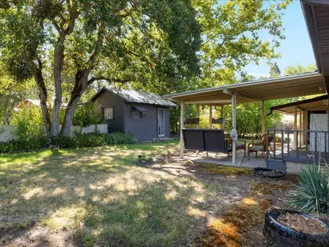 Exterior - 6554 Downing Rd, Central Point, OR 97502 photo 3 of 11
