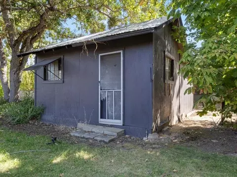 Exterior - 6554 Downing Rd, Central Point, OR 97502 photo 6 of 11