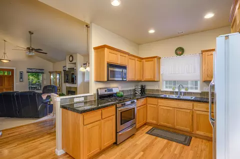 62736 Larkview Rd, Bend, OR 97701 photo 7