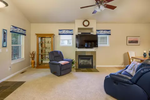 62736 Larkview Rd, Bend, OR 97701 photo 5