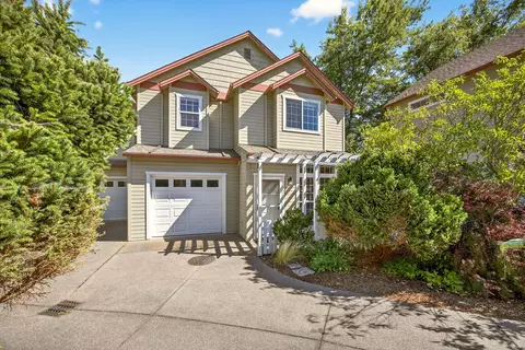 2130 Siskiyou Blvd, Ashland, OR 97520