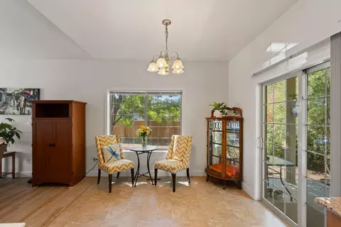 Dining - 136 Dianne Way, Eagle Point, OR 97524 photo 1 of 1
