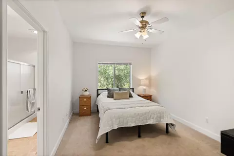 Bedroom - 136 Dianne Way, Eagle Point, OR 97524 photo 1 of 6