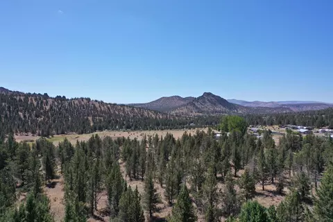 10164 SE Sundown Ln, Prineville, OR 97754