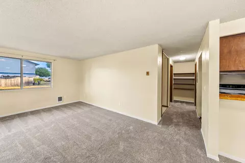 Living - 247 Lorraine Ave, Eagle Point, OR 97524 photo 1 of 3