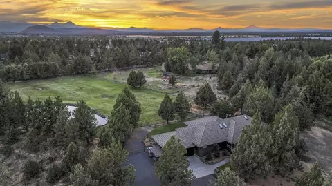 62043 Warbow Pl, Bend, OR 97701 photo 43