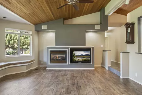 62043 Warbow Pl, Bend, OR 97701 photo 6