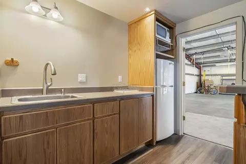 62043 Warbow Pl, Bend, OR 97701 photo 38