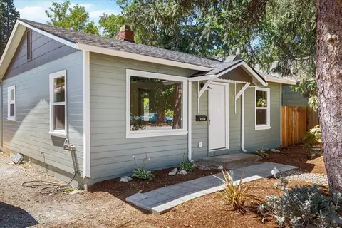 507 SE I St, Grants Pass, OR 97526