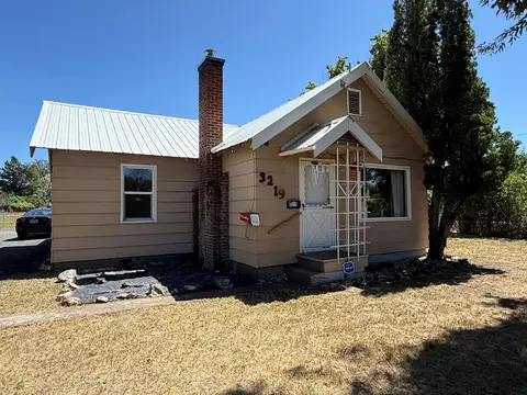 3219 Homedale Rd, Klamath Falls, OR 97603