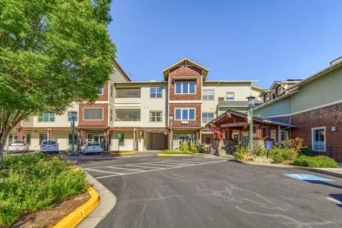 949 Golden Aspen Pl, Ashland, OR 97520