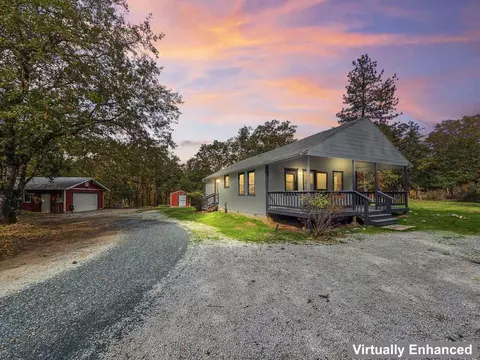 351 Oxyoke Rd, Grants Pass, OR 97526