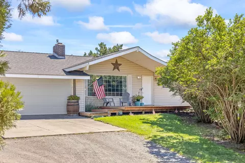 1437 NE Brown Dr, Madras, OR 97741