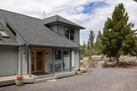 Exterior - 22310 Sweetgrass Dr, Bend, OR 97702 photo 10 of 27