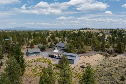 View/Area - 22310 Sweetgrass Dr, Bend, OR 97702 photo 1 of 9