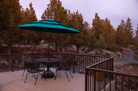 Exterior - 22310 Sweetgrass Dr, Bend, OR 97702 photo 24 of 27