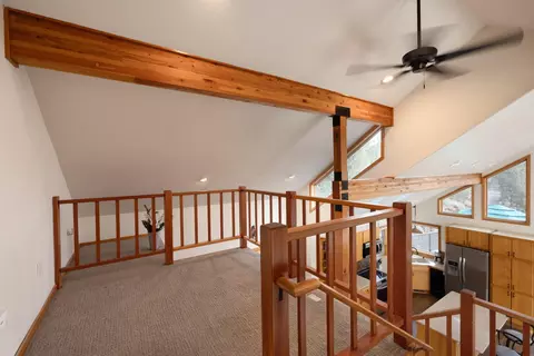 Entry Way - 22310 Sweetgrass Dr, Bend, OR 97702 photo 3 of 3